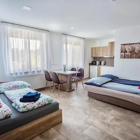 Mona Apartamento Sárvár